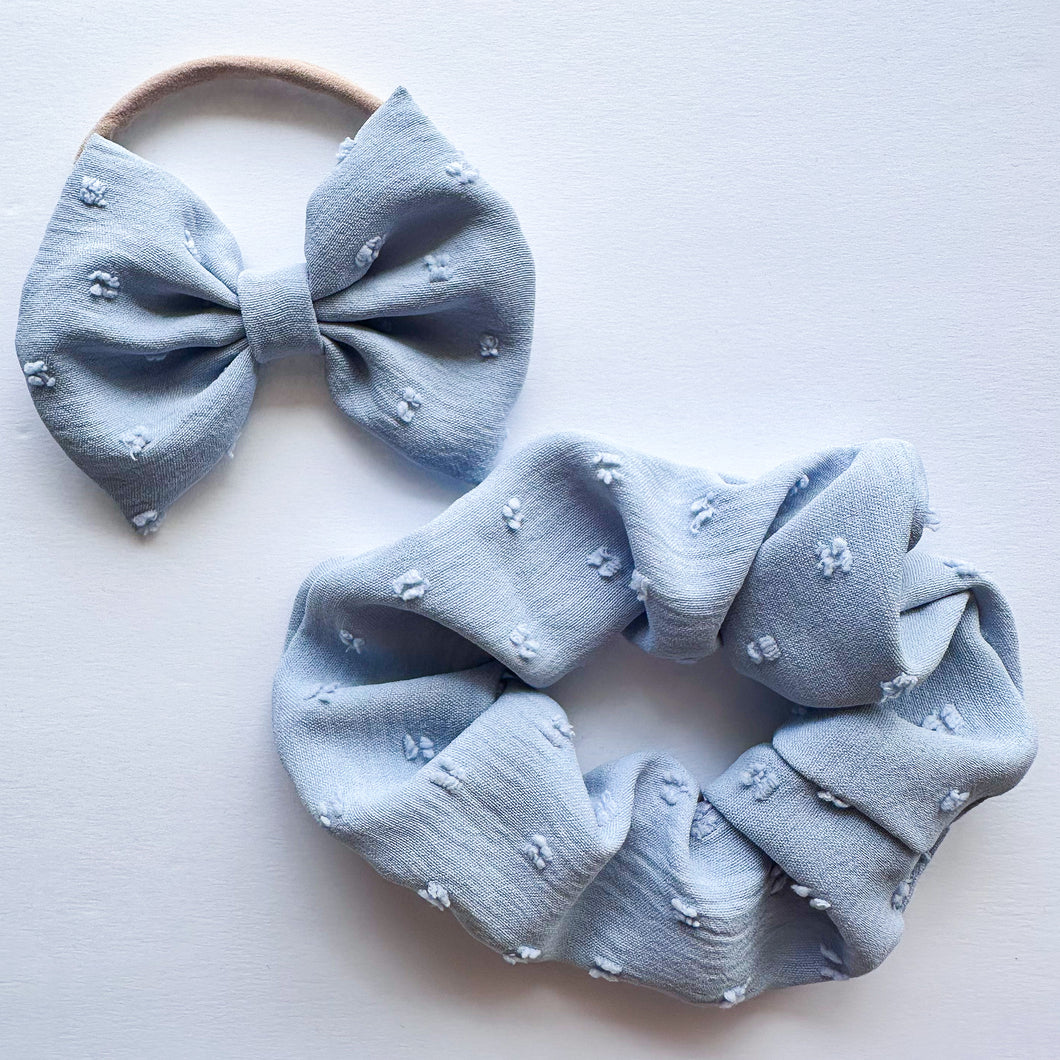 Sky Blue Swiss Dot : (Mommy & Me) Classic Bow & Scrunchie