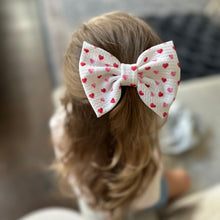 Perfect Hearts : XL Bow