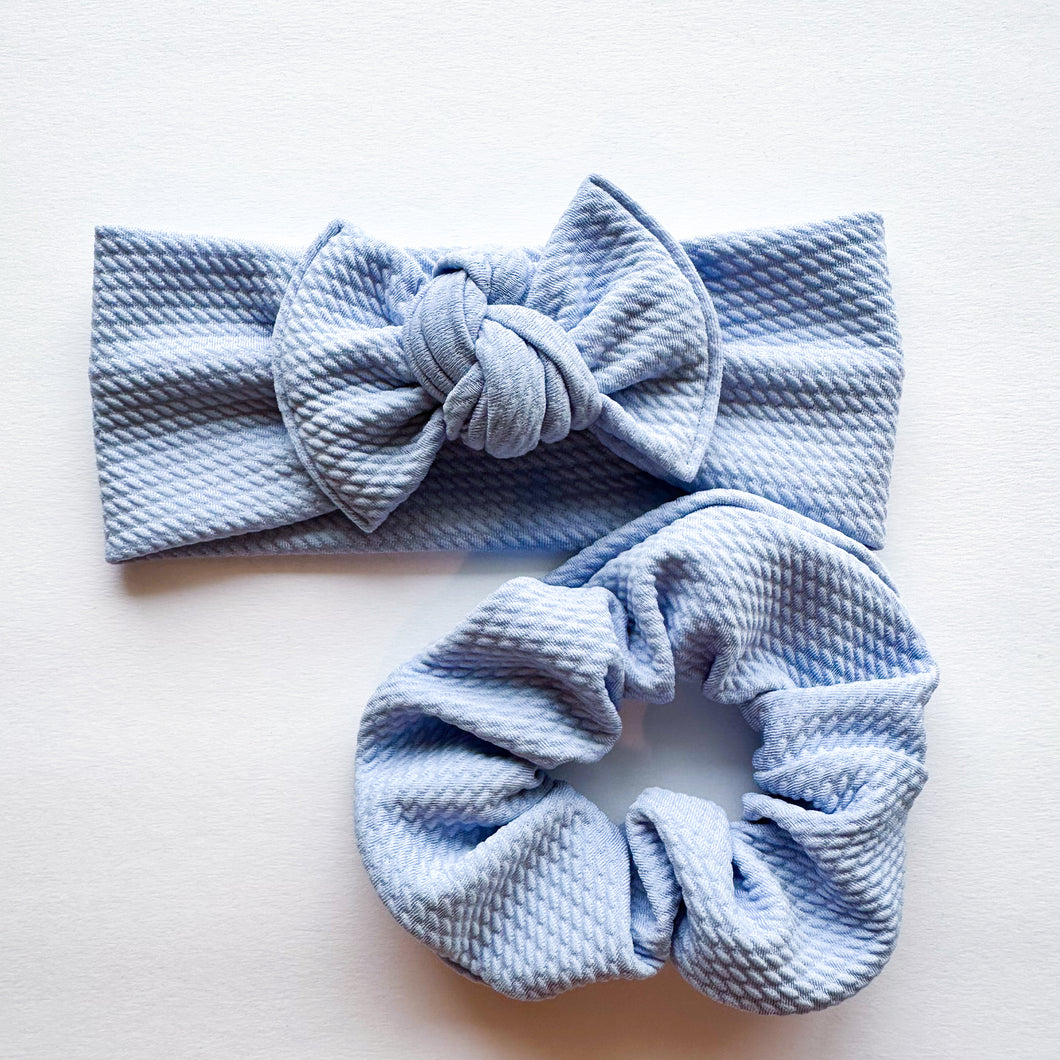 Carolina Blue : (Mommy & Me set) Scrunchie & Flat Bow Headband
