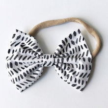 Ink Blots : Classic Bow