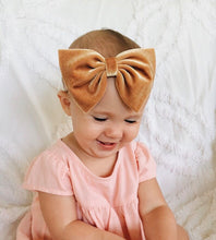 Gold Velvet : XL Bow