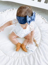 Navy Tie Dye Eyelet : Flat Bow Headband