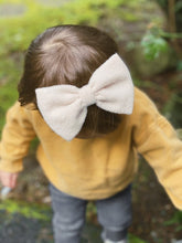 Heathered Natural : XL bow