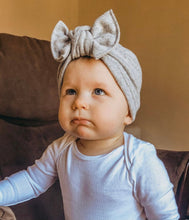 Super Soft Gray Hat : w/ Flat Bow
