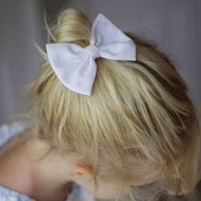 Muted Linens Set : {6 Classic Bows}