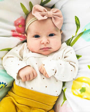Blush Linen : Classic Bow