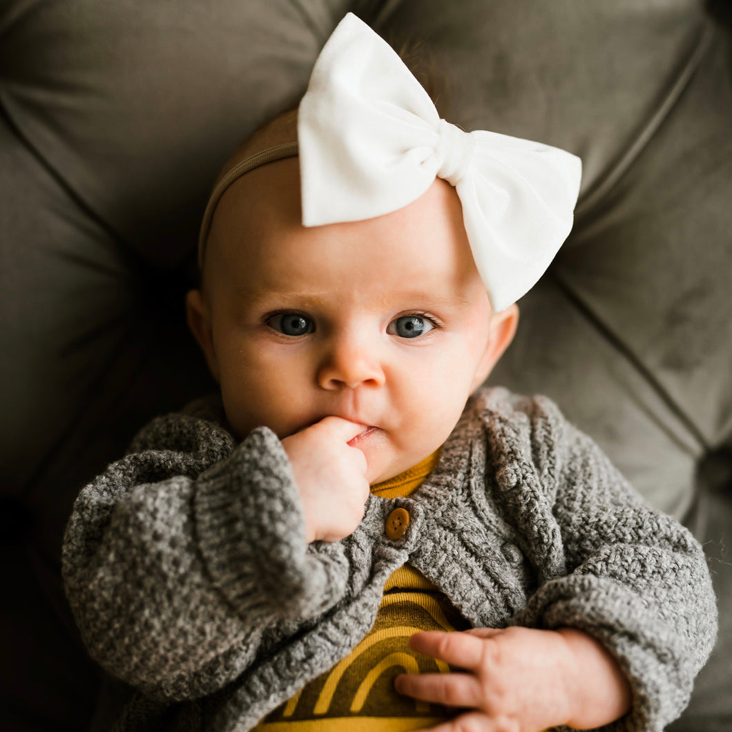 White Velvet : XL Bow