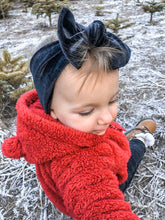 Black Velvet : Flat Bow Headband