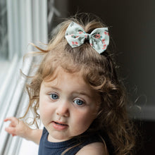 Mint Floral : Classic Bow