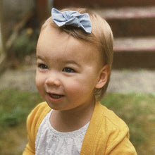 Light Chambray : Knot Bow