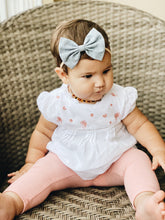 Light Chambray : Classic Bow