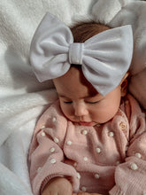 White Velvet : XL Bow
