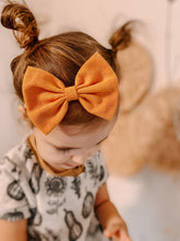 Persimmons Linen : Classic Bow