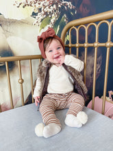 Super Soft Auburn Sweater Hat : w/ Flat Bow