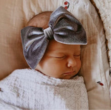 Gray Velvet : XL Bow