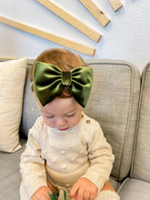 Olive Velvet : XL Bow