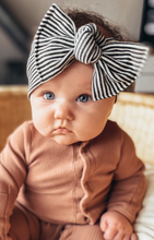 Pinstripe: Flat Bow Headband