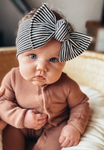 Pinstripe: Flat Bow Headband