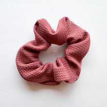 Mauve Textured : Scrunchie