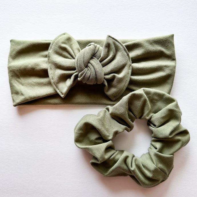 Sage : (Mommy & Me set) Scrunchie & Flat Bow Headband