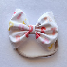 Pastel Alphabet : Classic Bow