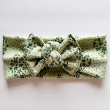 Evergreen Blooms : Flat Bow Headband