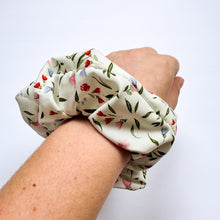 Silky Floral Spray : Scrunchie