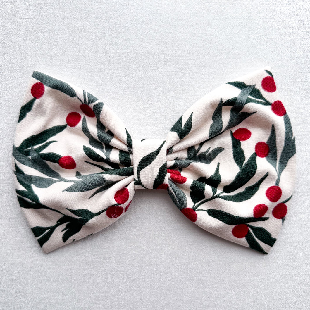 Winter Berries : Scarf Bow (on clip)