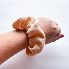 Peach Milk : Scrunchie