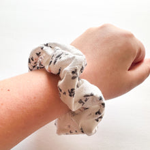 Secret Garden : Scrunchie