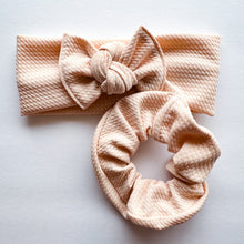 Peach Milk : (Mommy & Me set) Scrunchie & Flat Bow Headband