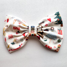 Nutcracker Ballet : Scarf Bow (on clip)