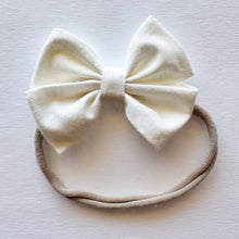 Sweet Cream : Loopsie Bow