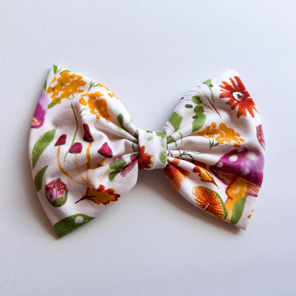 Mushroom Meadow : Scarf Bow (on clip)