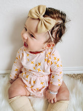 Golden Weave : Baby Bow