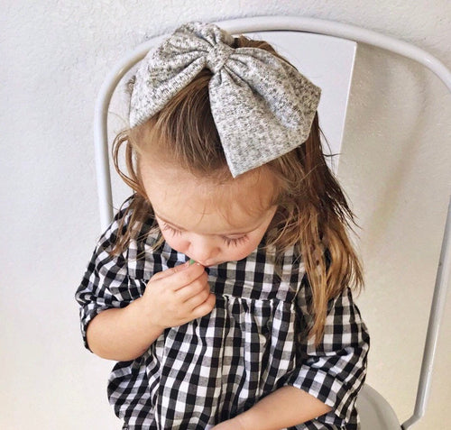 Super Soft Gray : Scarf Bow (on clip)