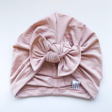 Cool Blush Hat : w/ Flat Bow