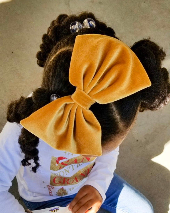 Gold Velvet : Scarf Bow (on clip)