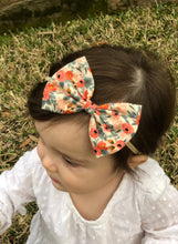 Rosa in Peach : Baby Bow