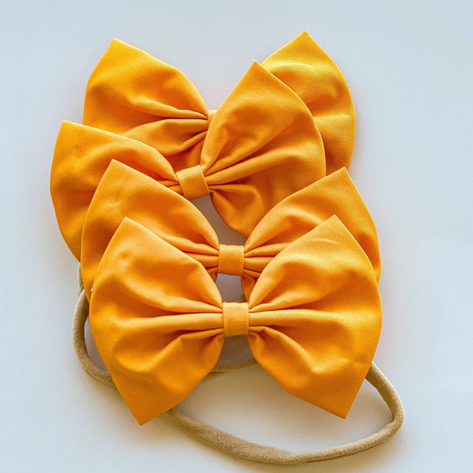 Marigold : Classic Bow