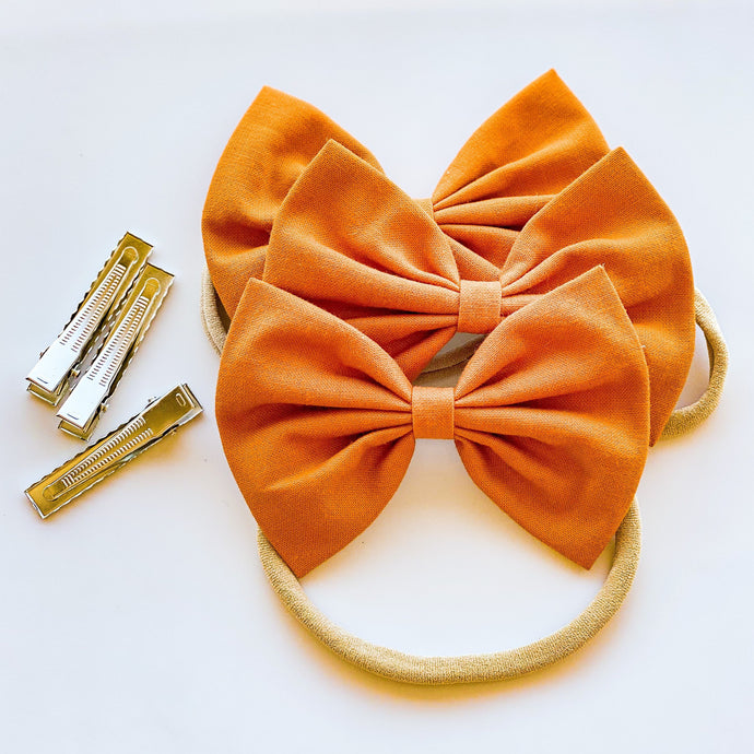 Tangerine : (1 Classic Bow)