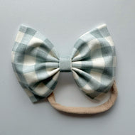 Misty Blue Checks : Classic Bow