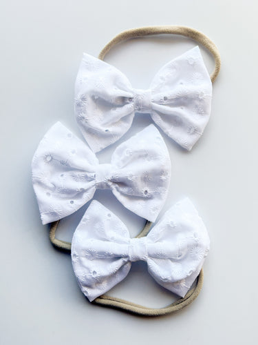 Mod Embroidery: (1 item) Classic Bow