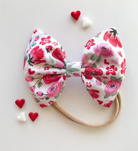 Blooming Love : Baby Bow
