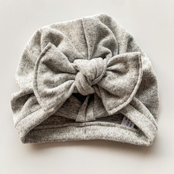 Super Soft Gray Hat : w/ Flat Bow